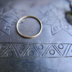 Obrączka  gold slim spark