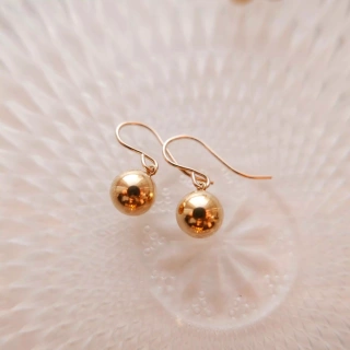 Złote kolczyki kulki na biglu EARWIRE