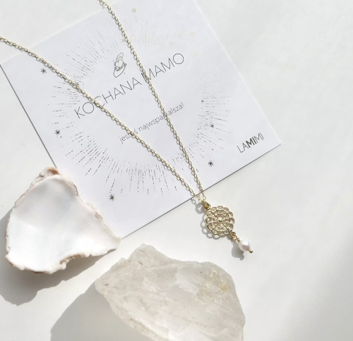 naszyjnik z perla hodowana dla mamy.jpeg